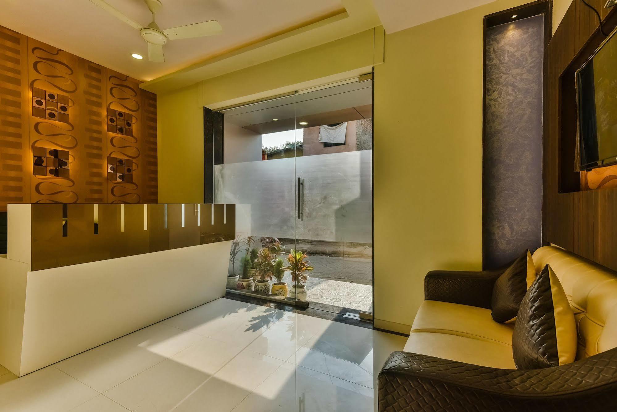 Hygienic Hotel Liberty Plaza Mumbai Luaran gambar